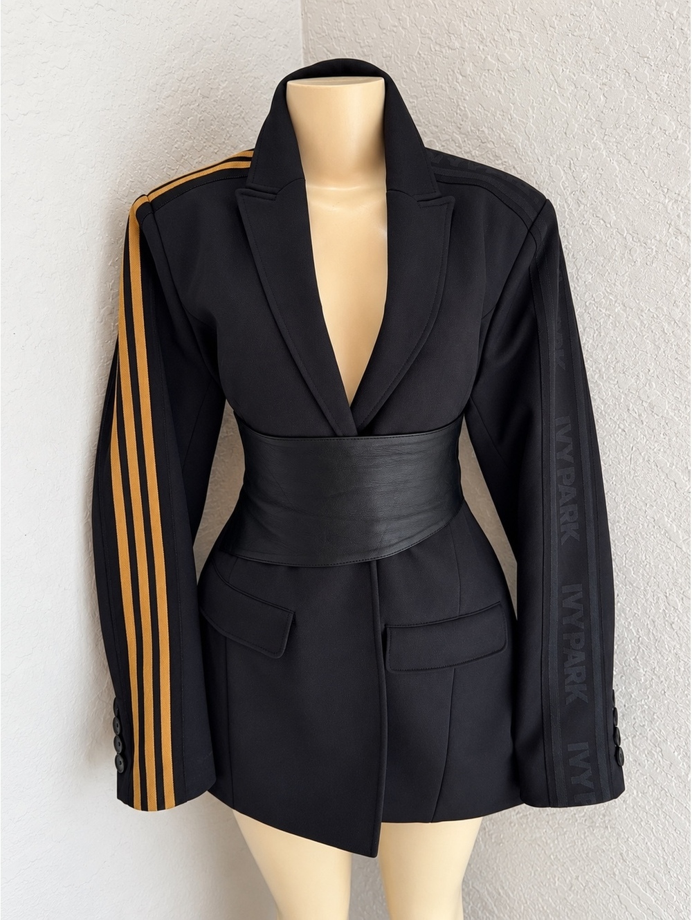 Adidas x Ivy Park by Beyoncé Drip 2.2 Black Mesa Suit Blazer Jacket NWT L GR1471